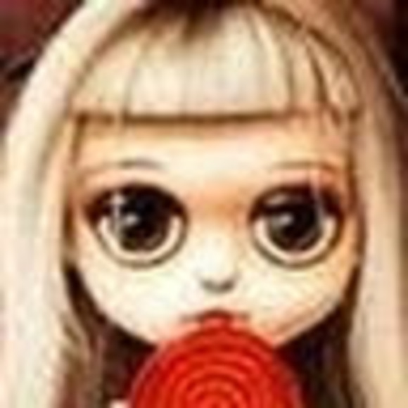 Meet your Posher, Rena - Picture 1 of 1